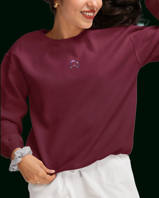 Weinroter (burgunder) Pullover aus 85% Bio Baumwolle mit der sich selbst verschlingenden Schlange, fraktalen Mustern & dem Yin Yang Symbol auf dem Rücken